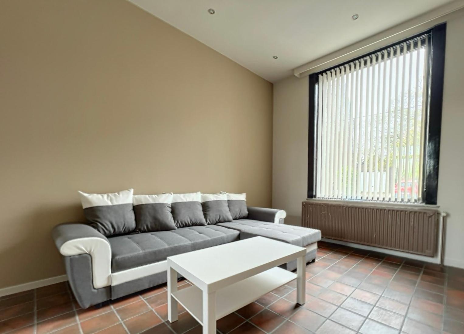 Station 64 A1 Bruxelles-Charleroi-Airport Villa Eksteriør bilde